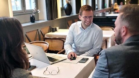 Jimmy og kunder på Ascot