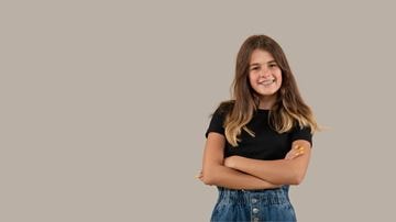 Pige i konfirmationsalderen