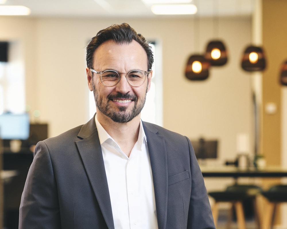 Jakob Madsen i kontormiljø